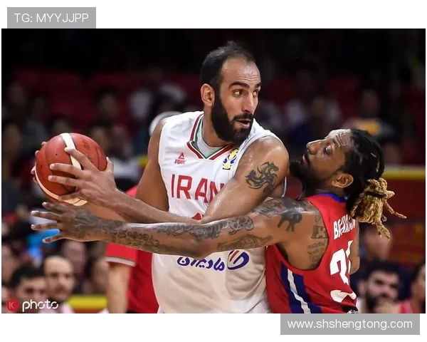 南京篮球队与重庆篮球队的耐力较量赛后深度分析与反思 南京篮球队与重庆篮球队的耐力较量赛后深度分析与反思