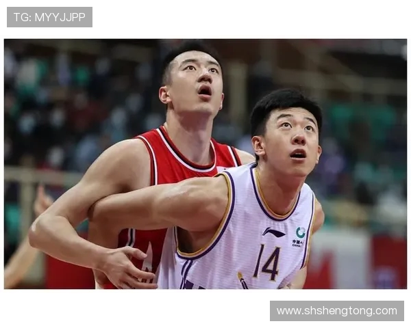 广州篮球队个人能力提升的关键因素与发展策略探讨