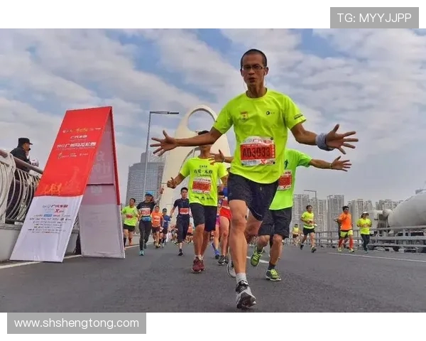 广州街舞队在马拉松大满贯中的个人能力展现与精彩点评分析