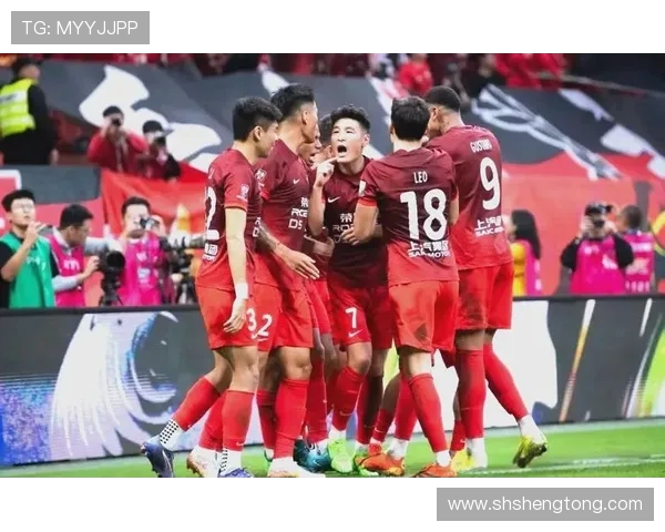 中超联赛激战正酣 各队争夺冠军名额精彩纷呈 中超联赛激战正酣 各队争夺冠军名额精彩纷呈