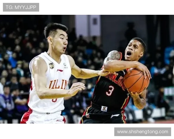 丽江飞虎迎战北控争夺胜利双方球员状态与战术分析一触即发